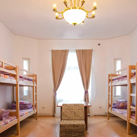 Little Bucharest Old Town Hostel *