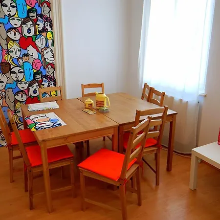 Little Old Town 부쿠레슈티