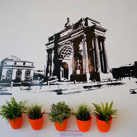 Little Old Town Ostello