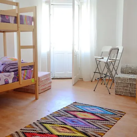 Little Bucharest Old Town Hostel Бухарест