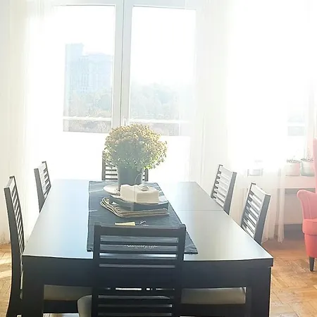 Little Old Town 호스텔 부쿠레슈티