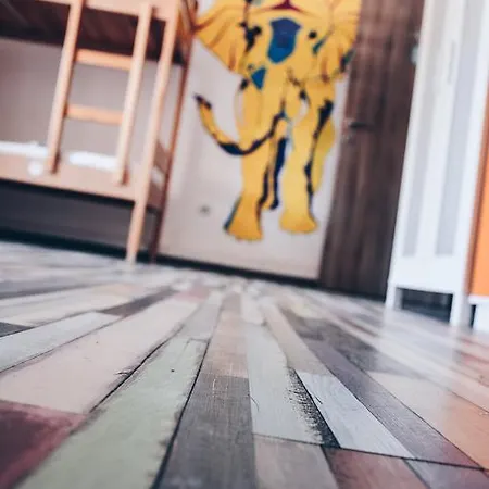 Little Old Town Ostello *