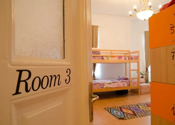 Hostel Little Old Town *