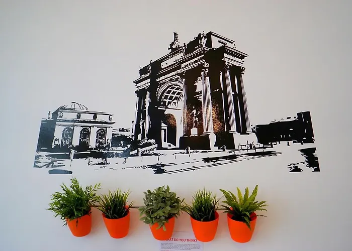 Little Old Town Хостел