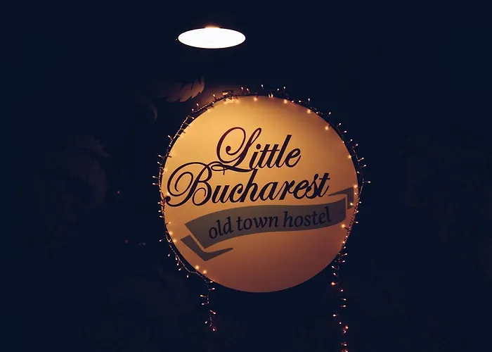 Little Old Town Хостел Бухарест