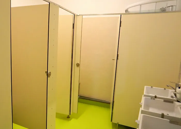 Little Old Town Хостел Бухарест